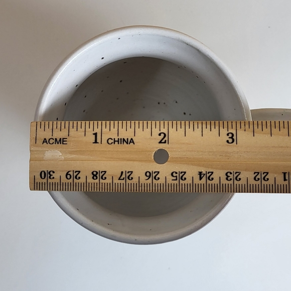 10oz White Speckled Floral Pottery Mug - Picture 7 of 10